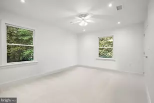 1404 Wynhurst Ln, Vienna, VA 22182 - Photo 26