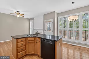 7502 Shirley Hunter Way, Alexandria, VA 22315 - Photo 10