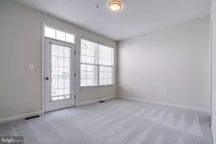 2664 Manhattan Pl, Vienna, VA 22180 - Photo 6