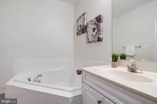 2664 Manhattan Pl, Vienna, VA 22180 - Photo 26