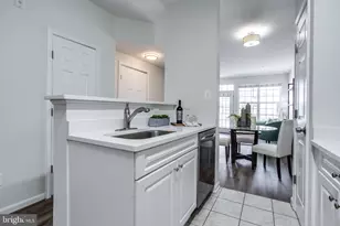 2664 Manhattan Pl, Vienna, VA 22180 - Photo 32