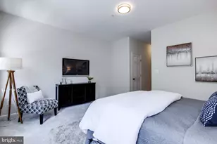 2664 Manhattan Pl, Vienna, VA 22180 - Photo 24