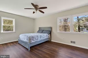 12405 Myterra Way, Herndon, VA 20171 - Photo 16