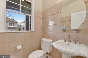 5650 Tower Hill Cir, Alexandria, VA 22315 - Photo 6