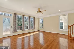 5650 Tower Hill Cir, Alexandria, VA 22315 - Photo 10