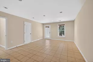5650 Tower Hill Cir, Alexandria, VA 22315 - Photo 42