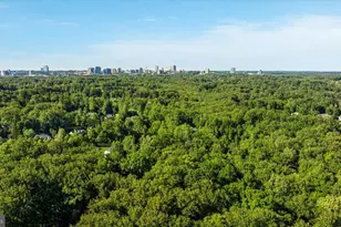 7818 Georgetown Pike, McLean, VA 22102 - Photo 18