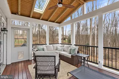 11732 Saddle Crescent Circle, Oakton, VA 22124 - Photo 2