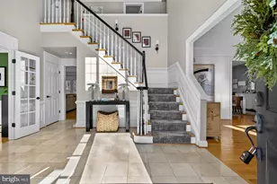 11732 Saddle Crescent Cir, Oakton, VA 22124 - Photo 8