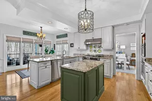 11732 Saddle Crescent Cir, Oakton, VA 22124 - Photo 4