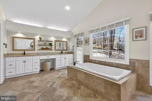 11732 Saddle Crescent Cir, Oakton, VA 22124 - Photo 42