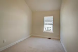 13510 Turquoise Ln, Herndon, VA 20170 - Photo 44