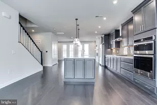 7510 Sawyer Farm Wy, McLean, VA 22102 - Photo 8