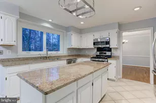 7504 Mullingar Ct, Springfield, VA 22153 - Photo 14