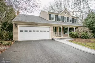 7504 Mullingar Ct, Springfield, VA 22153 - Photo 2