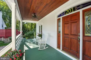 201 Prescott Cir SE, Vienna, VA 22180 - Photo 6