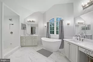 201 Prescott Cir SE, Vienna, VA 22180 - Photo 34