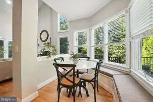 201 Prescott Cir SE, Vienna, VA 22180 - Photo 24