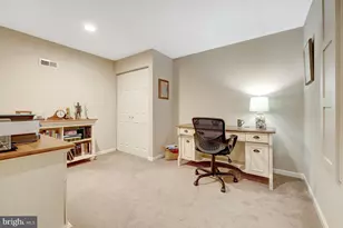 12167 Eddyspark Dr, Herndon, VA 20170 - Photo 42