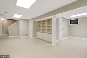 8816 Victoria Rd, Springfield, VA 22151 - Photo 56