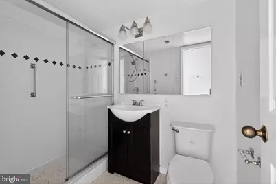 [Address not provided], McLean, VA 22102 - Photo 6