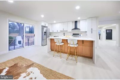 1904 Lamson Place, McLean, VA 22101 - Photo 2