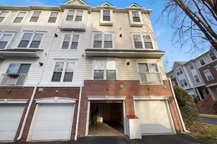 4177 Lochleven Tr, Fairfax, VA 22030 - Photo 34