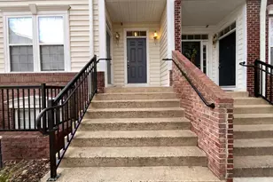 4177 Lochleven Tr, Fairfax, VA 22030 - Photo 8