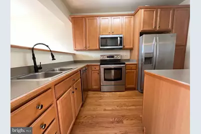 4177 Lochleven Trail #1501B, Fairfax, VA 22030 - Photo 2