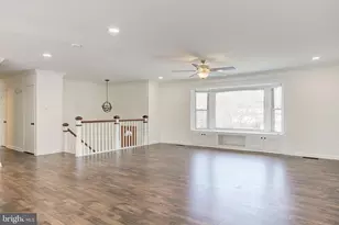 2318 Malraux Dr, Vienna, VA 22182 - Photo 2