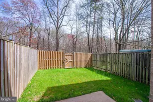 9709 Lakepointe Dr, Burke, VA 22015 - Photo 42