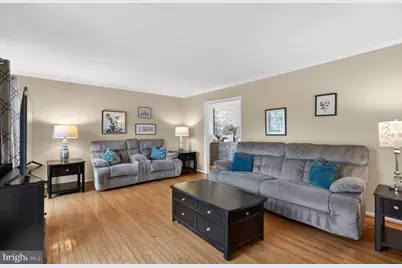 13437 Melville Lane, Chantilly, VA 20151 - Photo 6