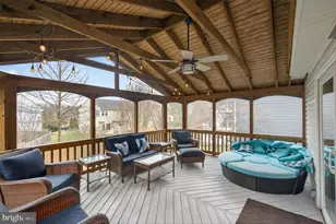 13437 Melville Ln, Chantilly, VA 20151 - Photo 34