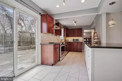 2205 Herman Court, Herndon, VA 20170 - Photo 12