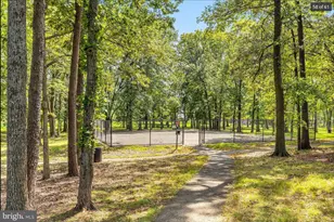 2205 Herman Ct, Herndon, VA 20170 - Photo 44