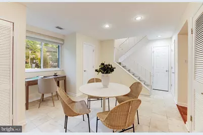 11102 Saffold Way, Reston, VA 20190 - Photo 4