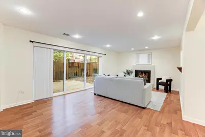 11102 Saffold Way, Reston, VA 20190 - Photo 12