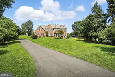 6634 Brawner Street, McLean, VA 22101 - Photo 2