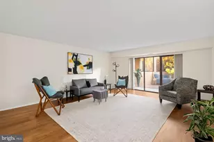 5904 Mt Eagle Dr, Alexandria, VA 22303 - Photo 4