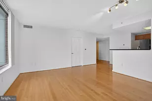 2726 Gallows Rd, Vienna, VA 22180 - Photo 8