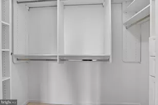 2726 Gallows Rd, Vienna, VA 22180 - Photo 20