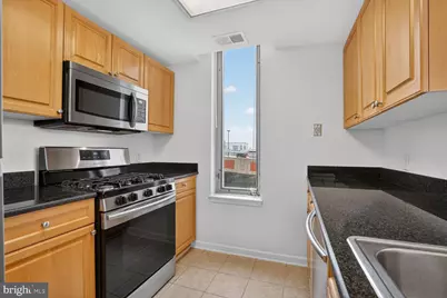 2726 Gallows Road #619, Vienna, VA 22180 - Photo 14