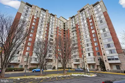 2726 Gallows Road #619, Vienna, VA 22180 - Photo 2