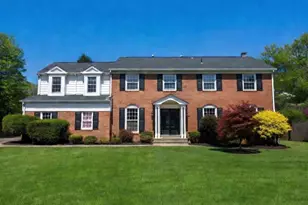 1006 Kimberwicke Rd, McLean, VA 22102 - Photo 1