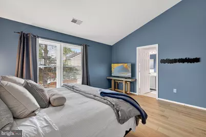 8713 Wadebrook Terrace, Springfield, VA 22153 - Photo 10