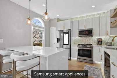 8713 Wadebrook Terrace, Springfield, VA 22153 - Photo 2