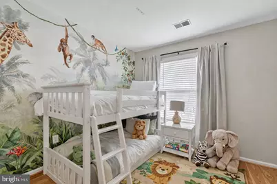 8713 Wadebrook Terrace, Springfield, VA 22153 - Photo 14