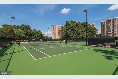 5902 Mount Eagle Drive #809, Alexandria, VA 22303 - Photo 32