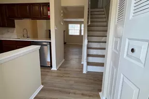 2832 New Providence Ct, Falls Church, VA 22042 - Photo 2