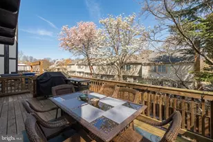 1100 Snead Pl, Herndon, VA 20170 - Photo 8